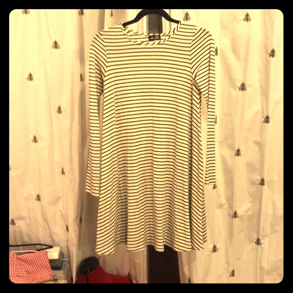 3/$25 White & Black Striped Dress